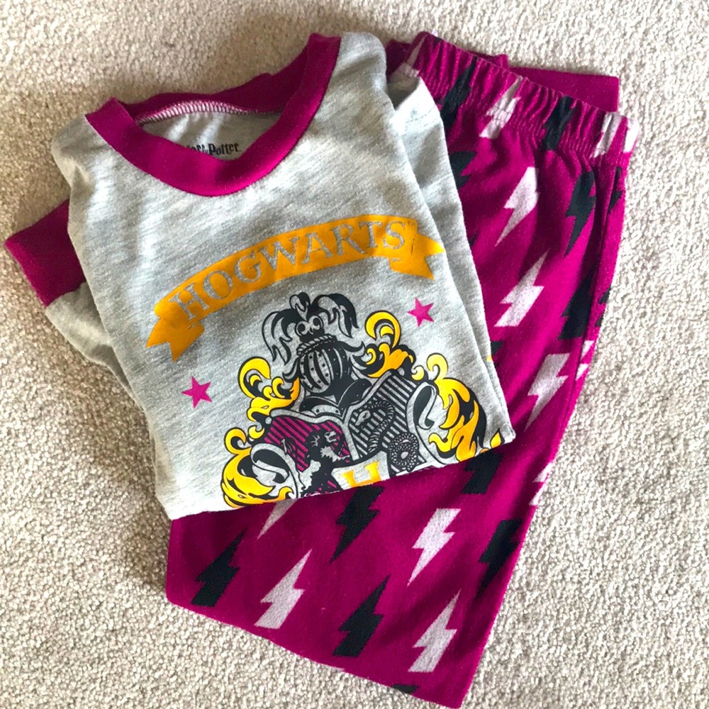 Hogwarts Harry Potter pajama set sz6